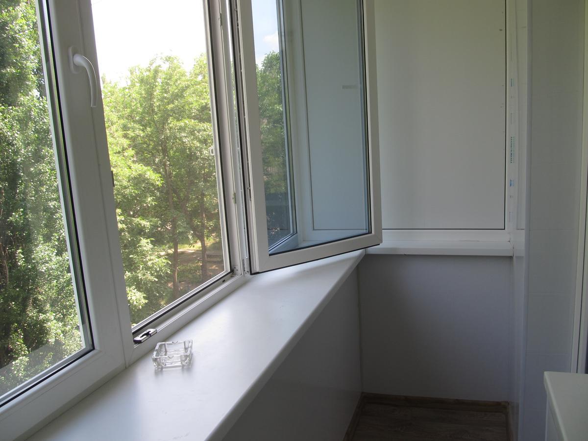 Двухкомнатные Апартаменты Центр Mystetsʹka 3 Kr Apartments Кривой Рог Екстериор снимка